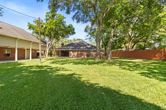 12315 Adams Run Drive, Cypress, TX 77429