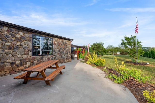 1190 McSwain Road, Chesnee, SC 29349