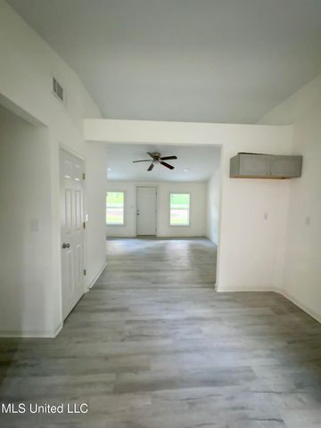 787 Hill Road, Coldwater, MS 38618