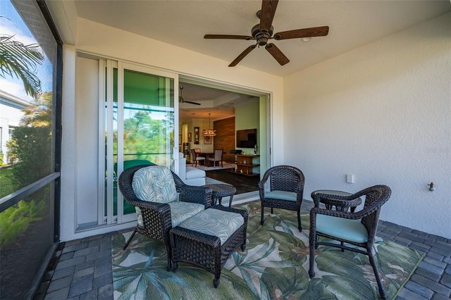 2726 SAPPHIRE BLUE LANE, Bradenton, FL 34211