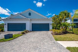 2726 SAPPHIRE BLUE LANE, Bradenton, FL 34211
