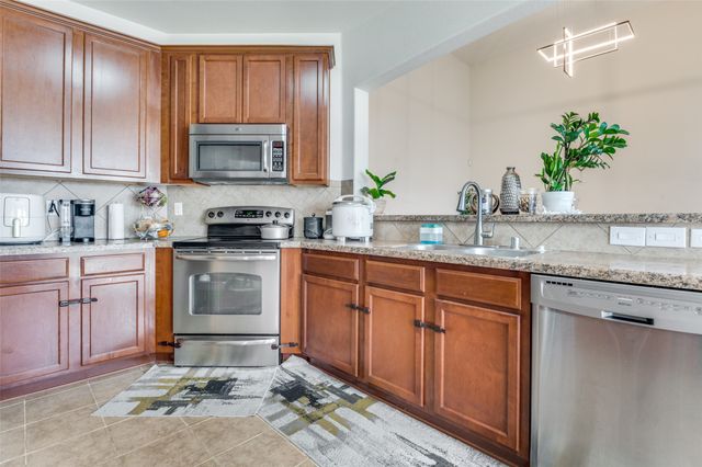 3025 Glenbrook Drive, Midlothian, TX 76065