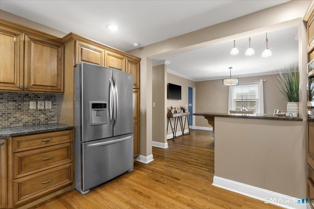 264 Sunrise Terrace, Bridgeport, CT 06606
