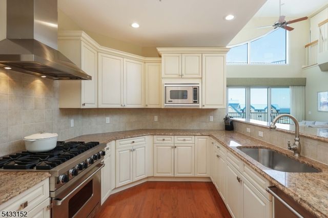 432 Ocean Boulevard 615, Long Branch City, NJ 07740