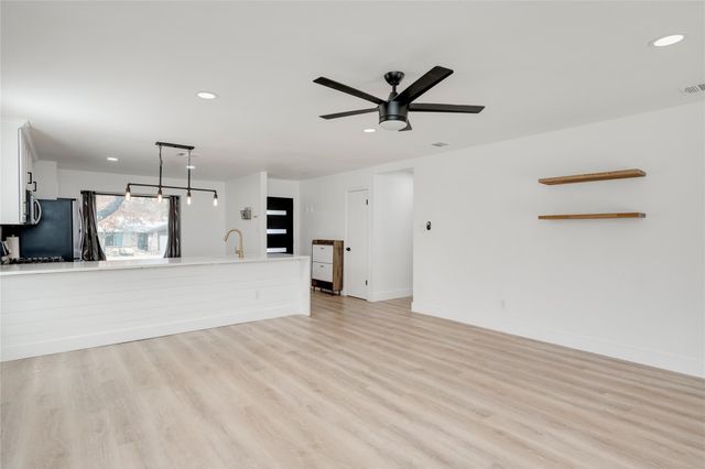 2128 Elysian FLDS, Austin, TX 78727