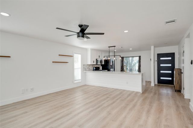 2128 Elysian FLDS, Austin, TX 78727