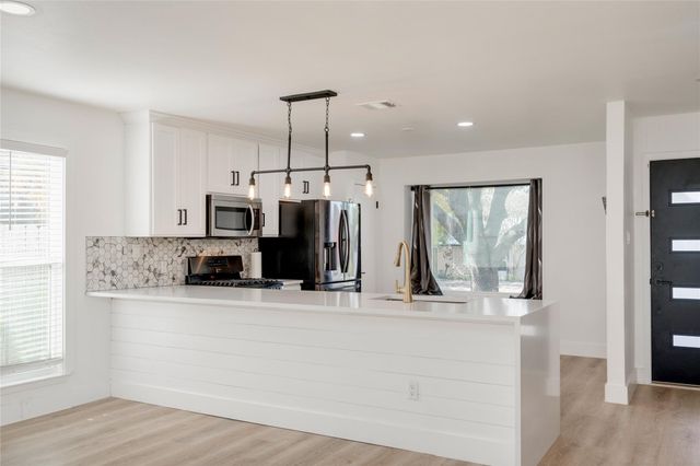 2128 Elysian FLDS, Austin, TX 78727