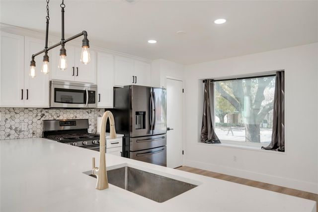 2128 Elysian FLDS, Austin, TX 78727