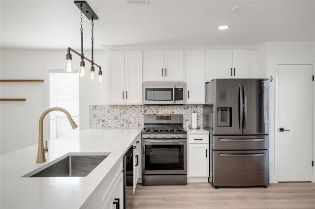 2128 Elysian FLDS, Austin, TX 78727