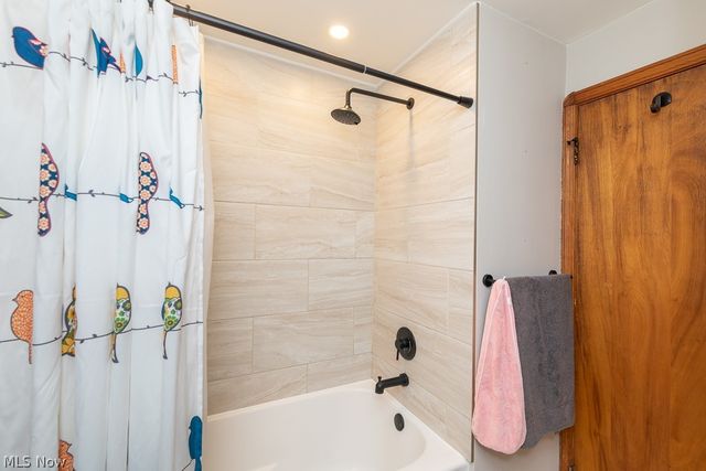 6365 Doncaster Avenue, Parma, OH 44129