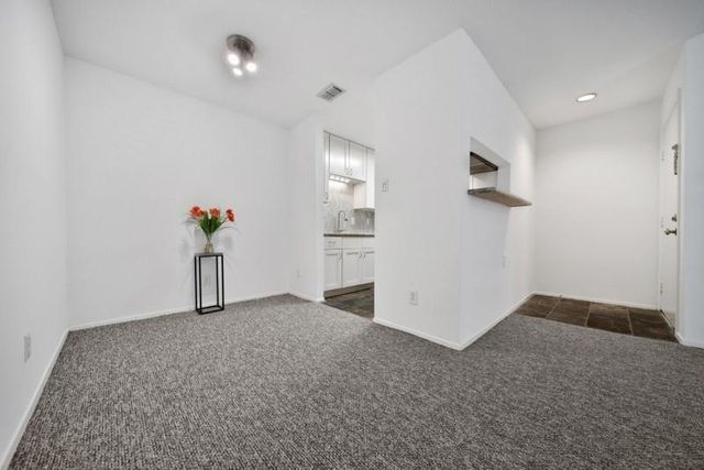 7900 N Stadium Drive 48, Houston, TX 77030