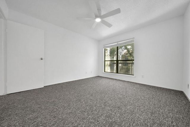 7900 N Stadium Drive 48, Houston, TX 77030