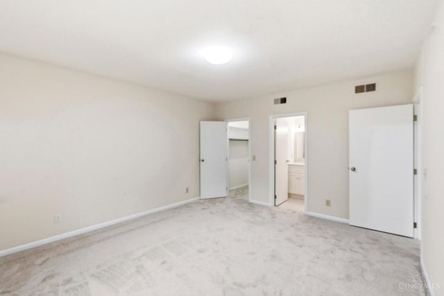 3566 Amberacres Drive, Cincinnati, OH 45237