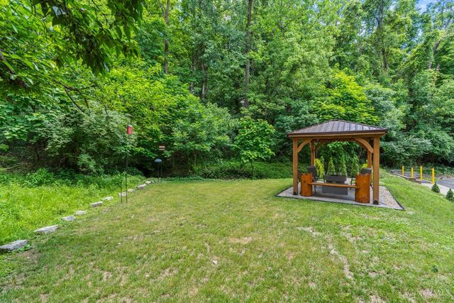 3566 Amberacres Drive, Cincinnati, OH 45237