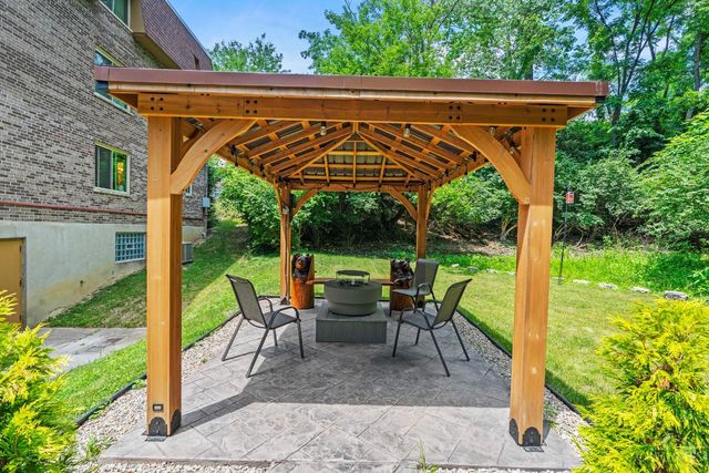 3566 Amberacres Drive, Cincinnati, OH 45237