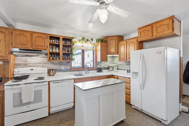 113-115 S Beebe Street, Marshall, WI 53559