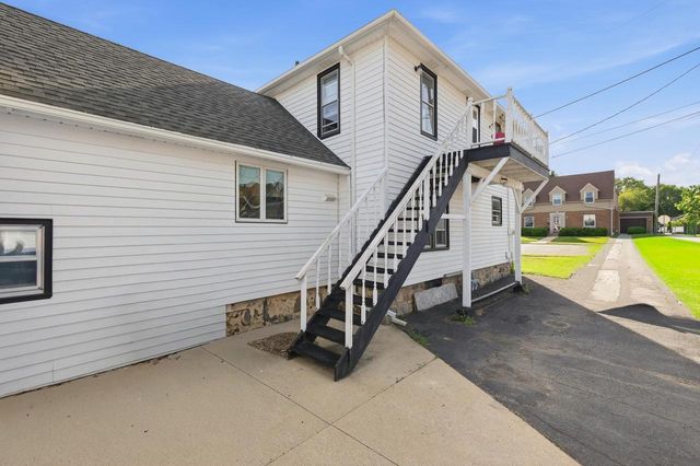 113-115 S Beebe Street, Marshall, WI 53559