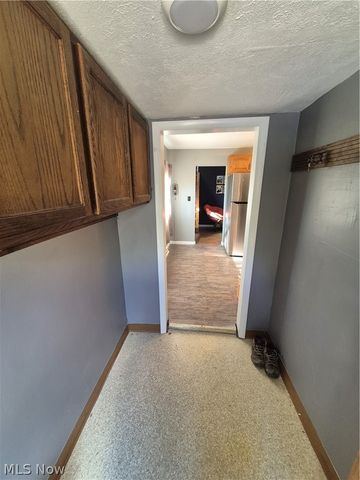 1263 Royalwood Road, Broadview Heights, OH 44147