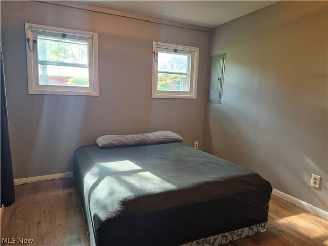 1263 Royalwood Road, Broadview Heights, OH 44147