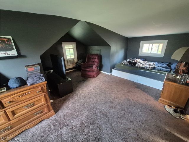 1263 Royalwood Road, Broadview Heights, OH 44147
