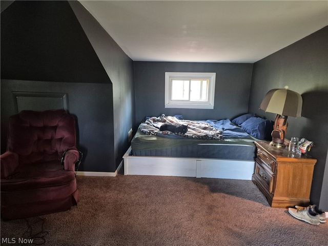 1263 Royalwood Road, Broadview Heights, OH 44147