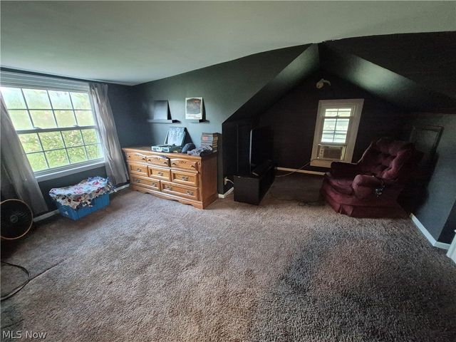 1263 Royalwood Road, Broadview Heights, OH 44147
