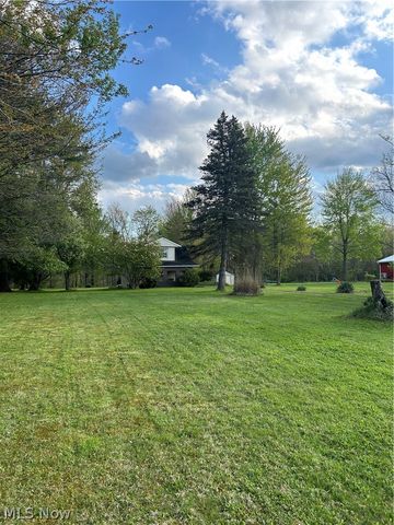 1263 Royalwood Road, Broadview Heights, OH 44147