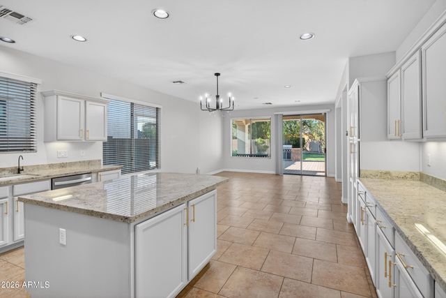 130 W HACKBERRY Drive, Chandler, AZ 85248