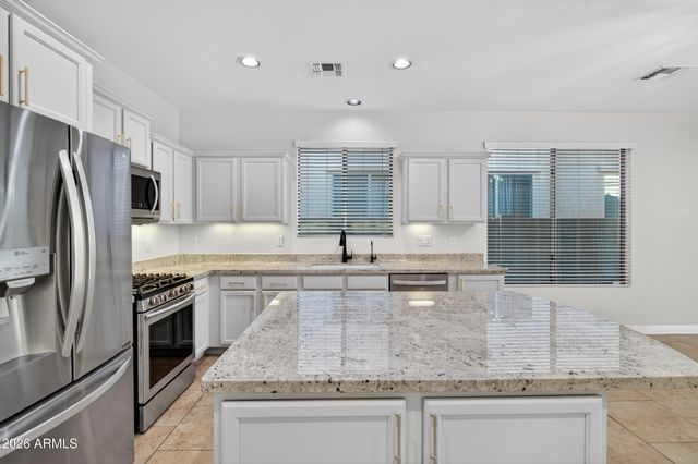 130 W HACKBERRY Drive, Chandler, AZ 85248