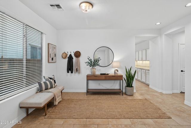 130 W HACKBERRY Drive, Chandler, AZ 85248