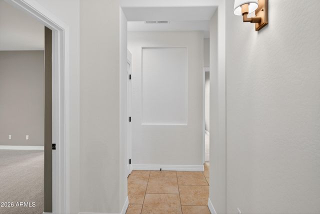 130 W HACKBERRY Drive, Chandler, AZ 85248