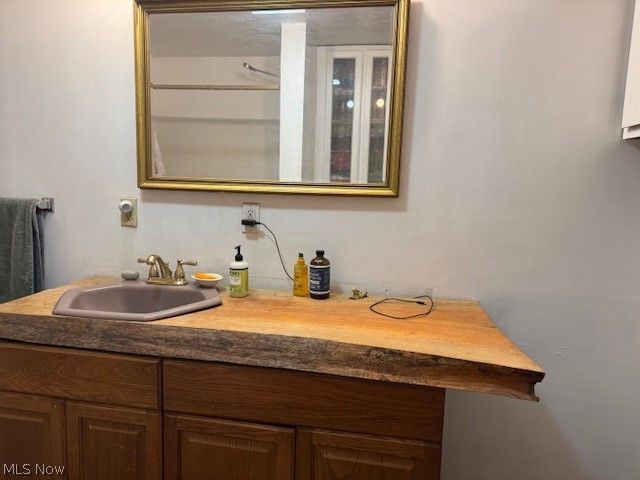 285 Bethany Pike, Wellsburg, WV 26070