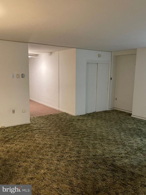5720 WISSAHICKON AVE #B-18, Philadelphia, PA 19144