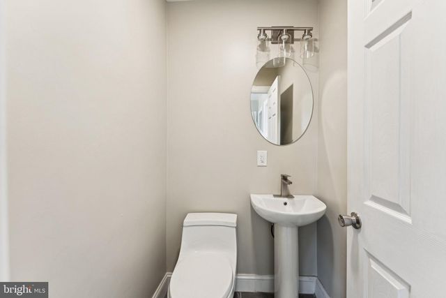 1011 STANFORD DR, Wynnewood, PA 19096