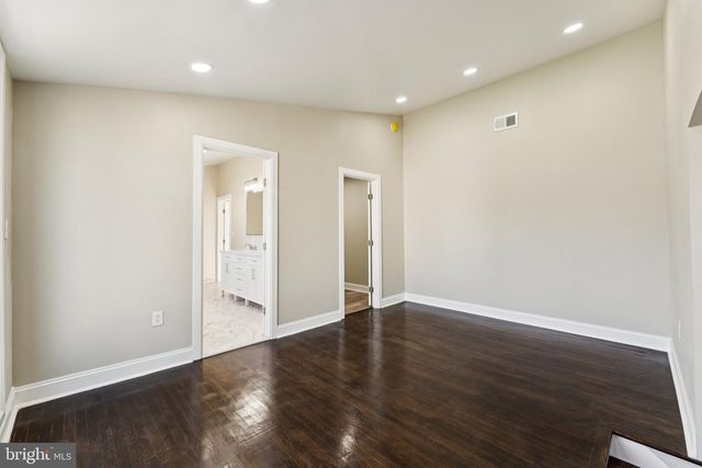 1011 STANFORD DR, Wynnewood, PA 19096