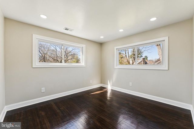 1011 STANFORD DR, Wynnewood, PA 19096