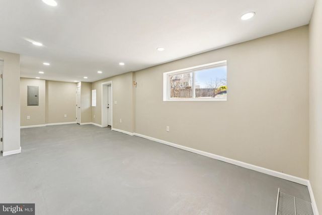 1011 STANFORD DR, Wynnewood, PA 19096