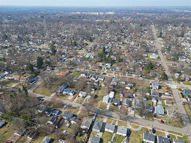 19972 Indian, Redford, MI 48240