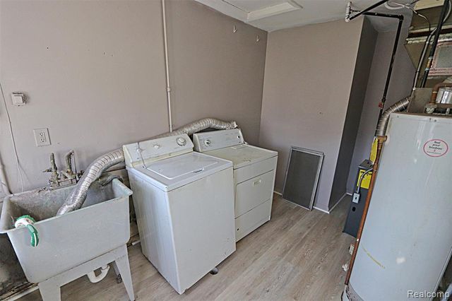 19972 Indian, Redford, MI 48240