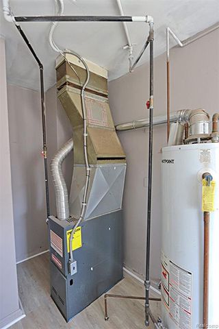 19972 Indian, Redford, MI 48240