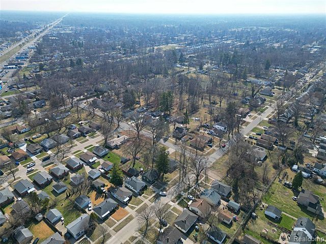 19972 Indian, Redford, MI 48240