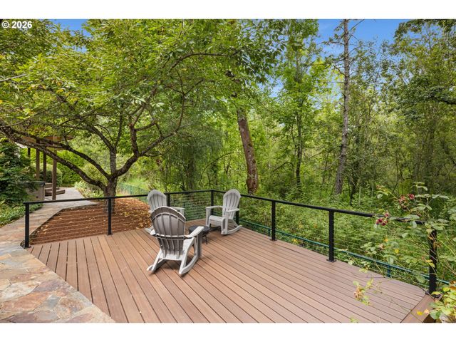 5541 YORKSHIRE Pl, Lake Oswego, OR 97035