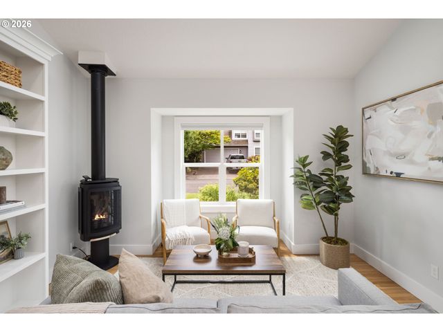 5541 YORKSHIRE Pl, Lake Oswego, OR 97035