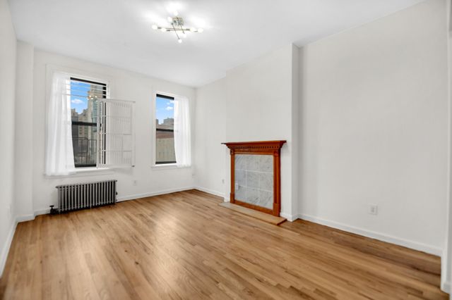 469 W 166th Street 5A, New York (manhattan), NY 10032