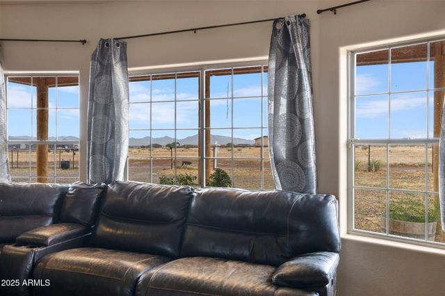 8183 N BLESSING Lane, Prescott Valley, AZ 86315