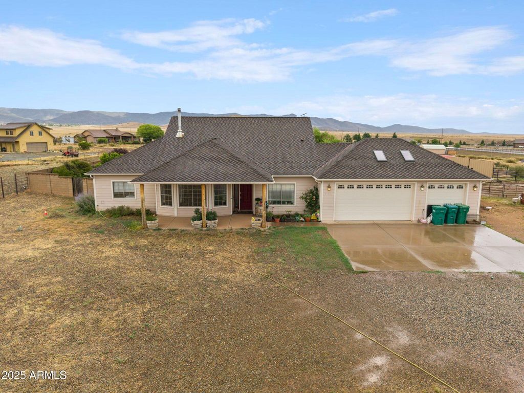 8183 N BLESSING Lane, Prescott Valley, AZ 86315