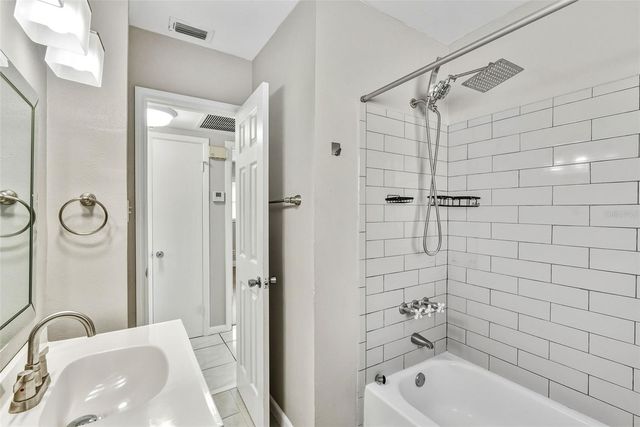 6403 N CLARK, Tampa, FL 33614