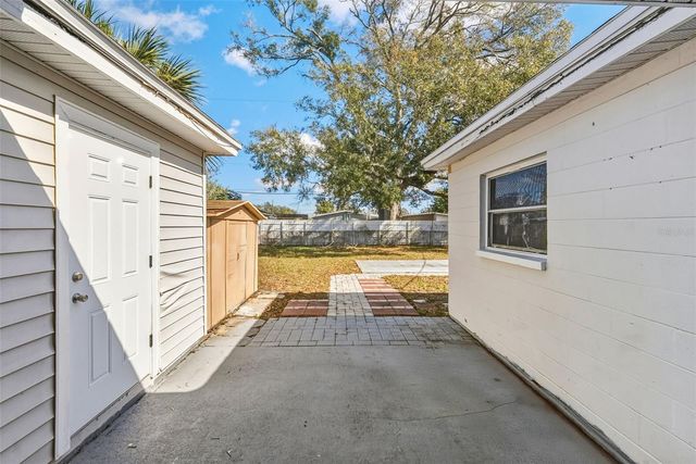 6403 N CLARK, Tampa, FL 33614