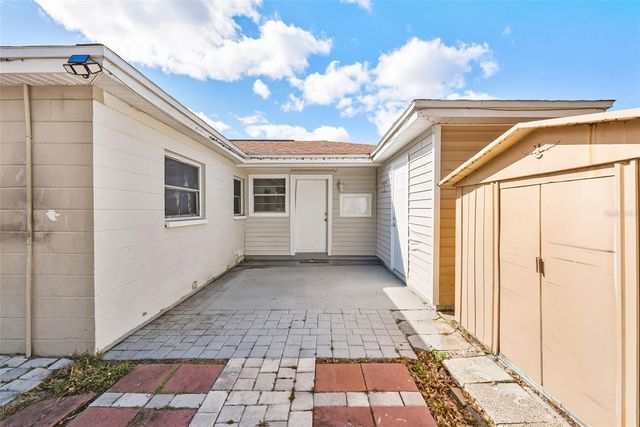 6403 N CLARK, Tampa, FL 33614