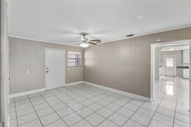 6403 N CLARK, Tampa, FL 33614